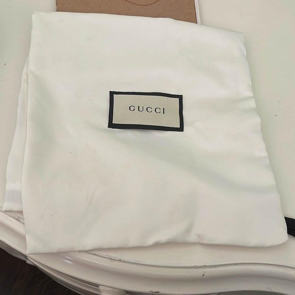 Gucci shoe dust bag